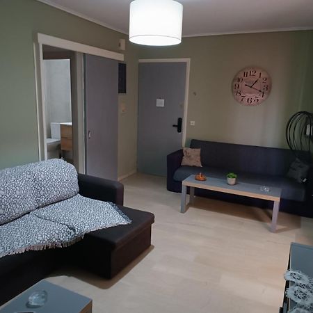 Comfortable Beachfront Apartment Loutraki  Luaran gambar